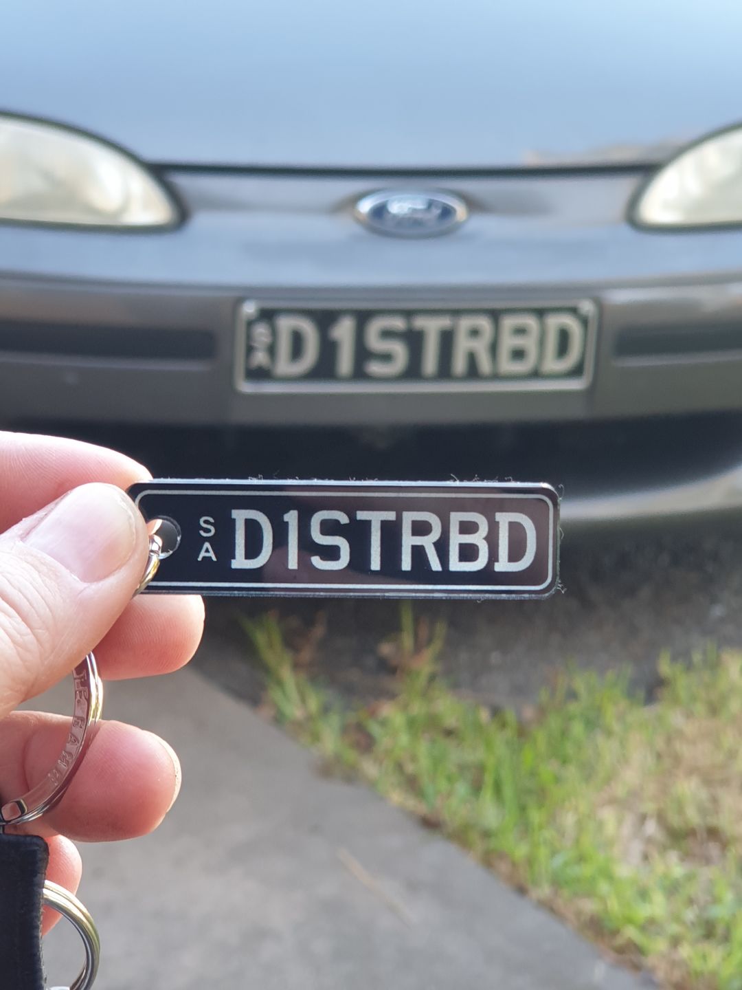 Customer photo review of SA Colour Licence Plate Custom Keychain