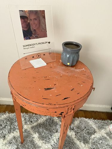 Customer photo review of Custom Song Plaque - The Best Anniversary Gift for Couples