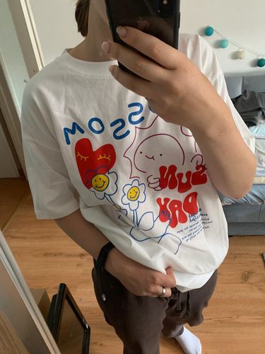 Customer photo review of Harajuku Style Blossom Tee