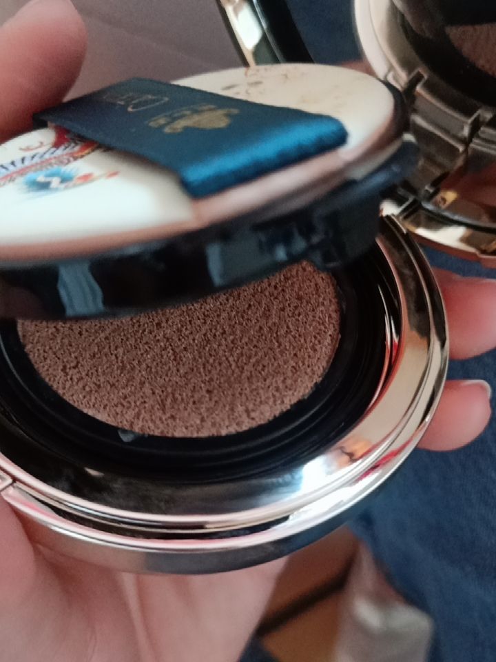 Customer photo review of Catkin Summer Palace Moisture Cover BB Cusion Foundation