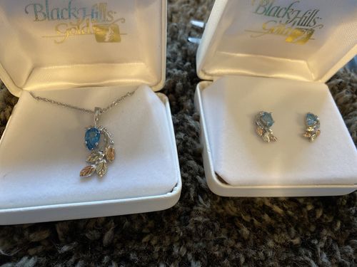 Customer photo review of Sterling Silver Pear Cut Blue Topaz Earrings & Pendant Set
