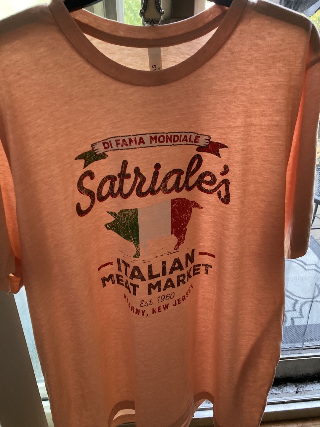 Customer photo review of Di Fama Mondiale Satriale's Men's/Unisex Super Soft Tee