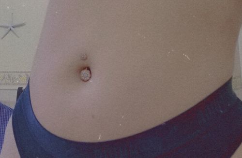 Customer photo review of Spring Vogue Belly Bar in Rose Gold