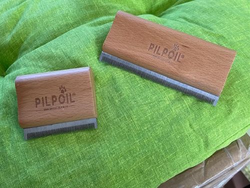 Customer photo review of Brosse Pilpoil - Anti-Poils, anti-mue, pour chien & chat