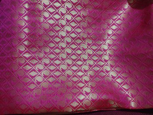Customer photo review of Royal Princess Golden Pink Woven Kanjivaram Saree