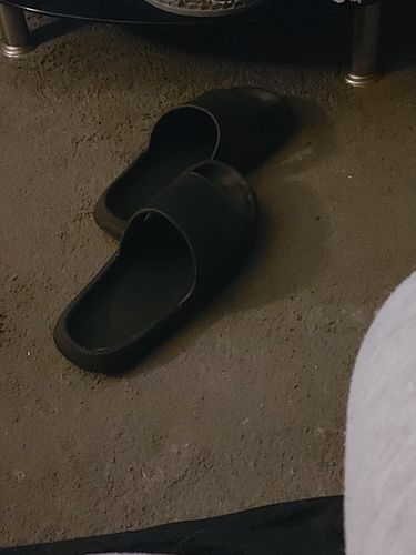 Customer photo review of Women Non-slip Cushion Ultra-soft Slippers