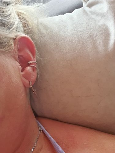 Customer photo review of Ella Earcuff