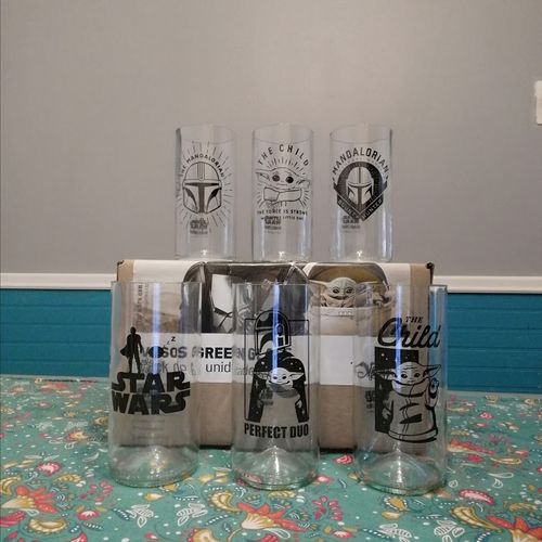 Customer photo review of The Mandalorian 1 - Green Glass Juego de 6 Vasos