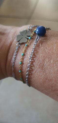 Customer photo review of Bracelet à perle d'aventurine bleue et sa chaîne en acier chirurgical