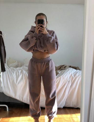 Customer photo review of pale grape daydreamer hoody