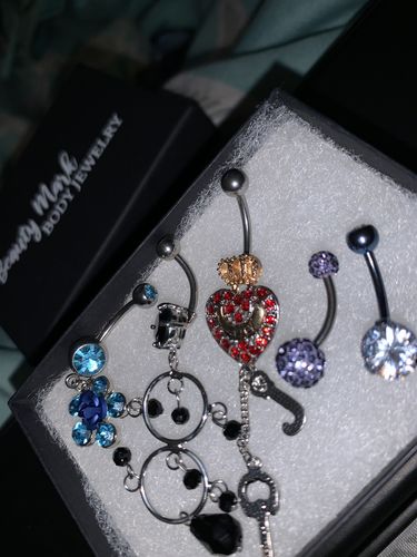 Customer photo review of 5 Piece Mystery Belly Ring Grab Bag