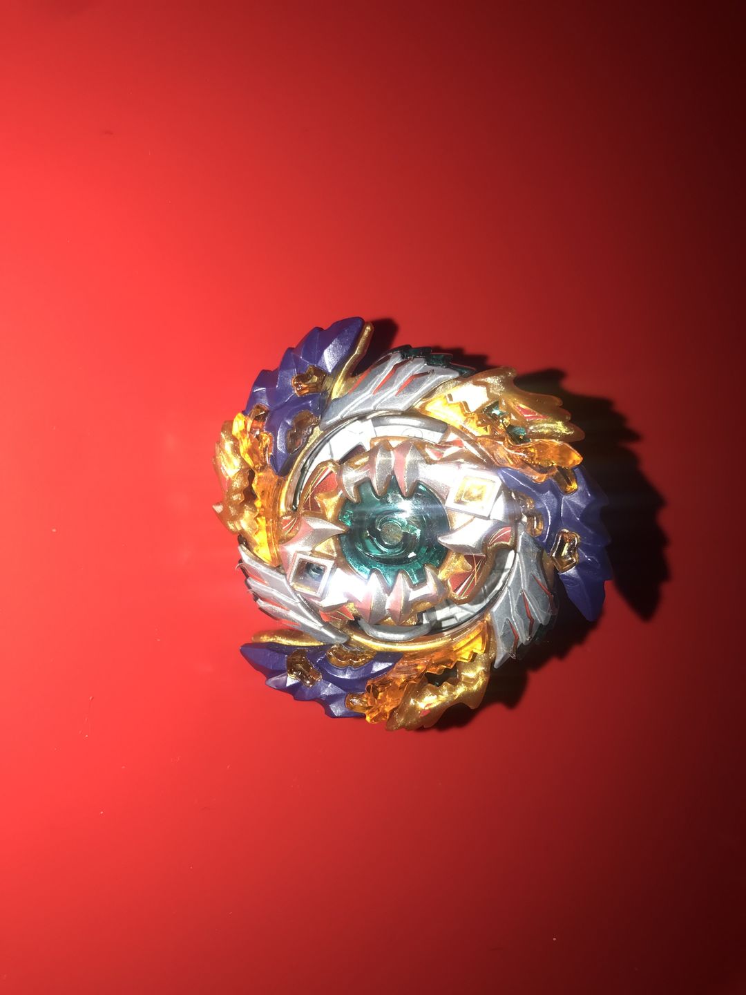 Customer photo review of Takaratomy  Beyblade Burst B-122 Geist Fafnir.8'.Ab Stamina Starter Left Spin