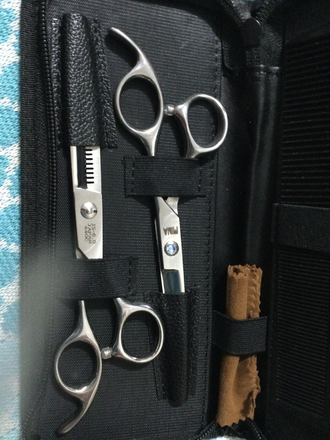 Customer photo review of Mina Umi Cutting & Thinning Scissors Set