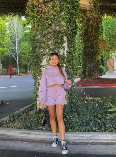 Customer photo review of pale grape daydreamer hoody