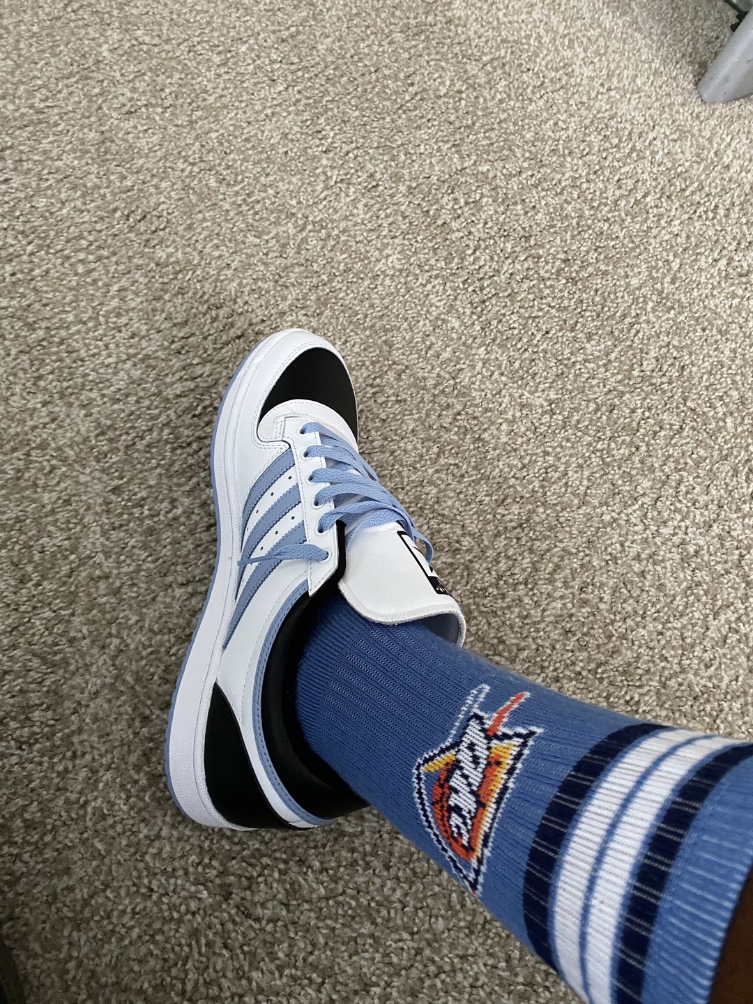 Customer photo review of NBA 4 Stripe Deuce - Oklahoma City Thunder
