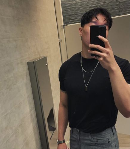 Customer photo review of Minimal Bar Necklace - Silver