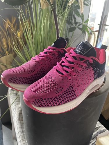Customer photo review of Outdoor walking shoes for women