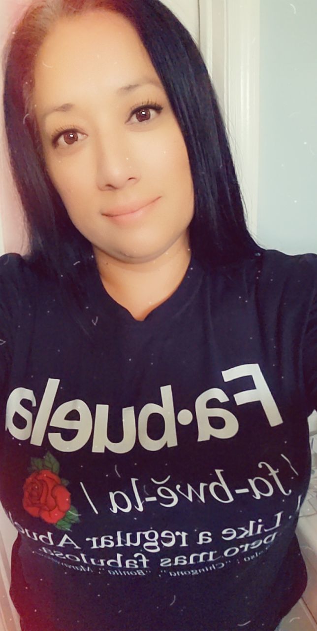 Customer photo review of Fabuela Fabulosa Abuela T-Shirt