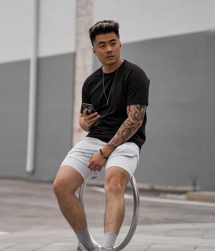 Customer photo review of Minimal Bar Necklace - Silver