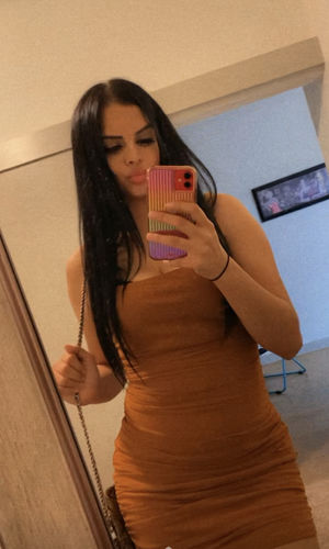 L. V. review of Geralyn Dress image 1 out of 1