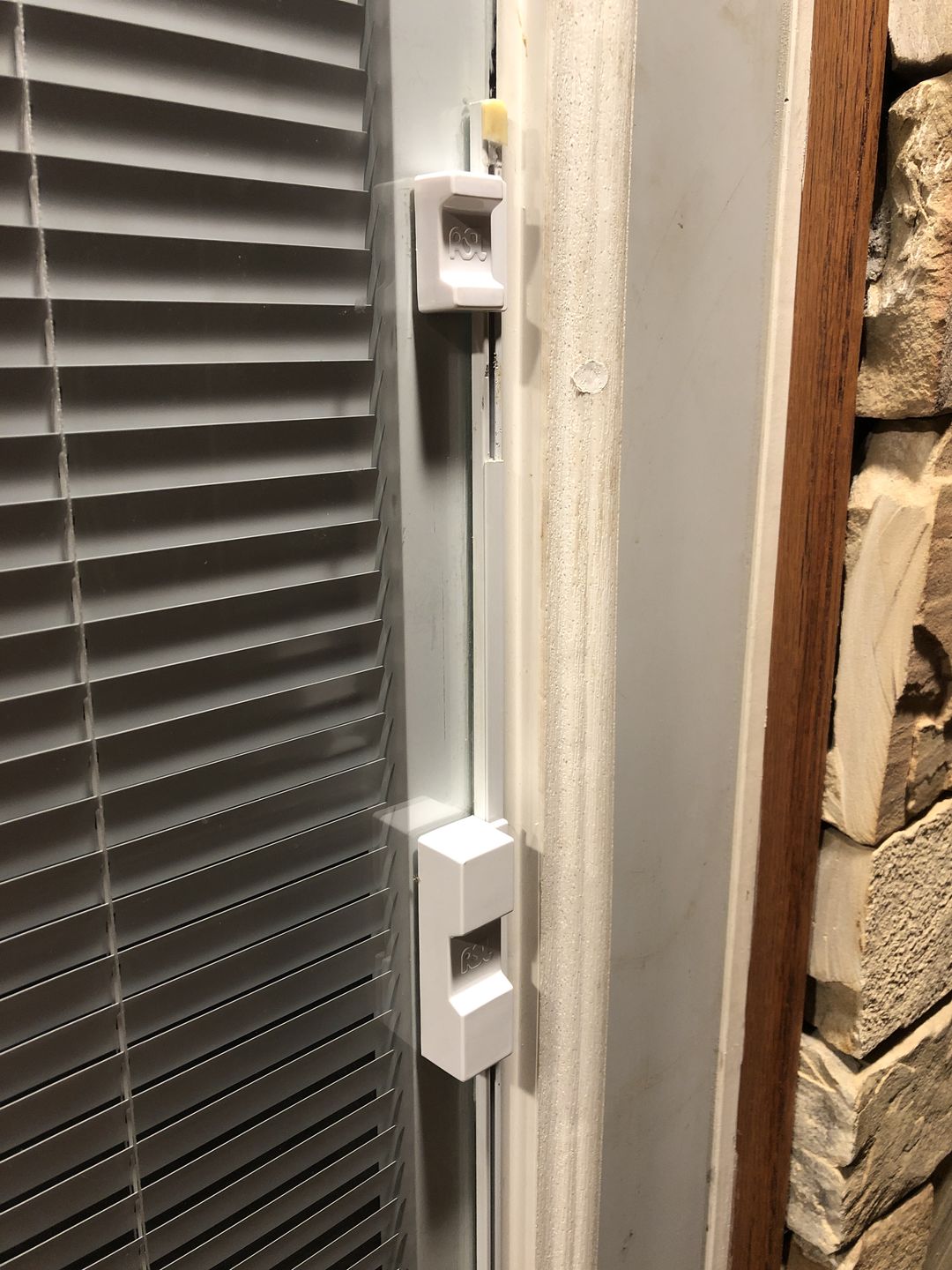 Customer photo review of RSL Sliding Magnetic Blind Controller