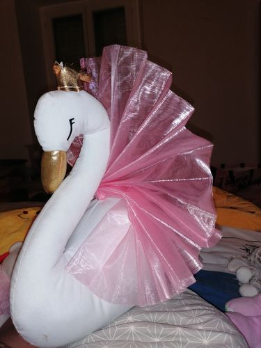 Customer photo review of AMY™ - Décoration Murale Cygne en Peluche Bébé