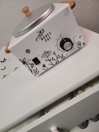 Customer photo review of Small Wax Warmer Honey Pot