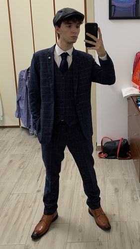 Customer photo review of Three-piece suit Shelby