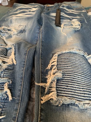 Customer photo review of Amiri Destroyed Jean