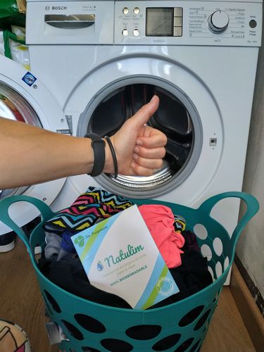 Customer photo review of Eco-Tiras de Detergente 40 lavados Natulim