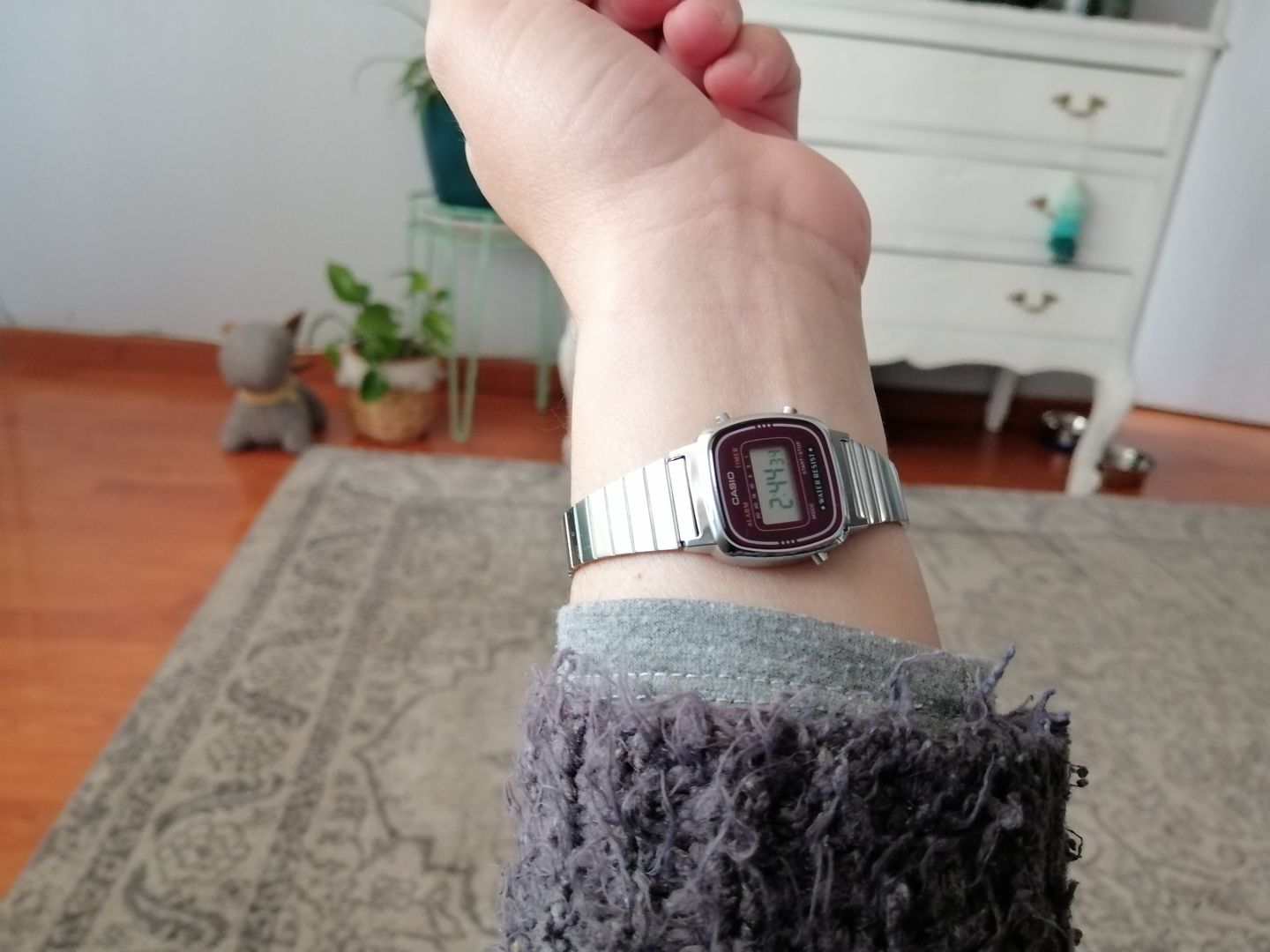 Customer photo review of Reloj Casio Vintage LA670WA-4DF Plateado Granate
