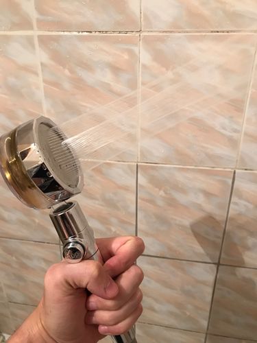 Customer photo review of HexoTurbo™ Rotating Shower Head