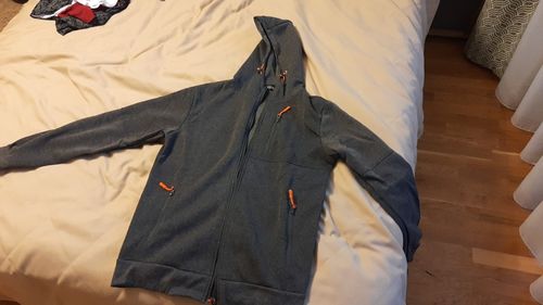 Customer photo review of Men's Jackets Hooded Coats Casual Zipper Sweatshirts