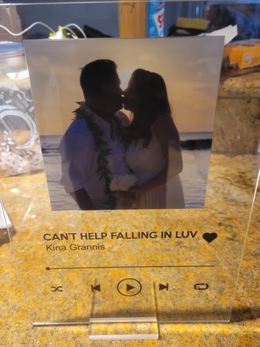 Customer photo review of Custom Song Plaque - The Best Anniversary Gift for Couples