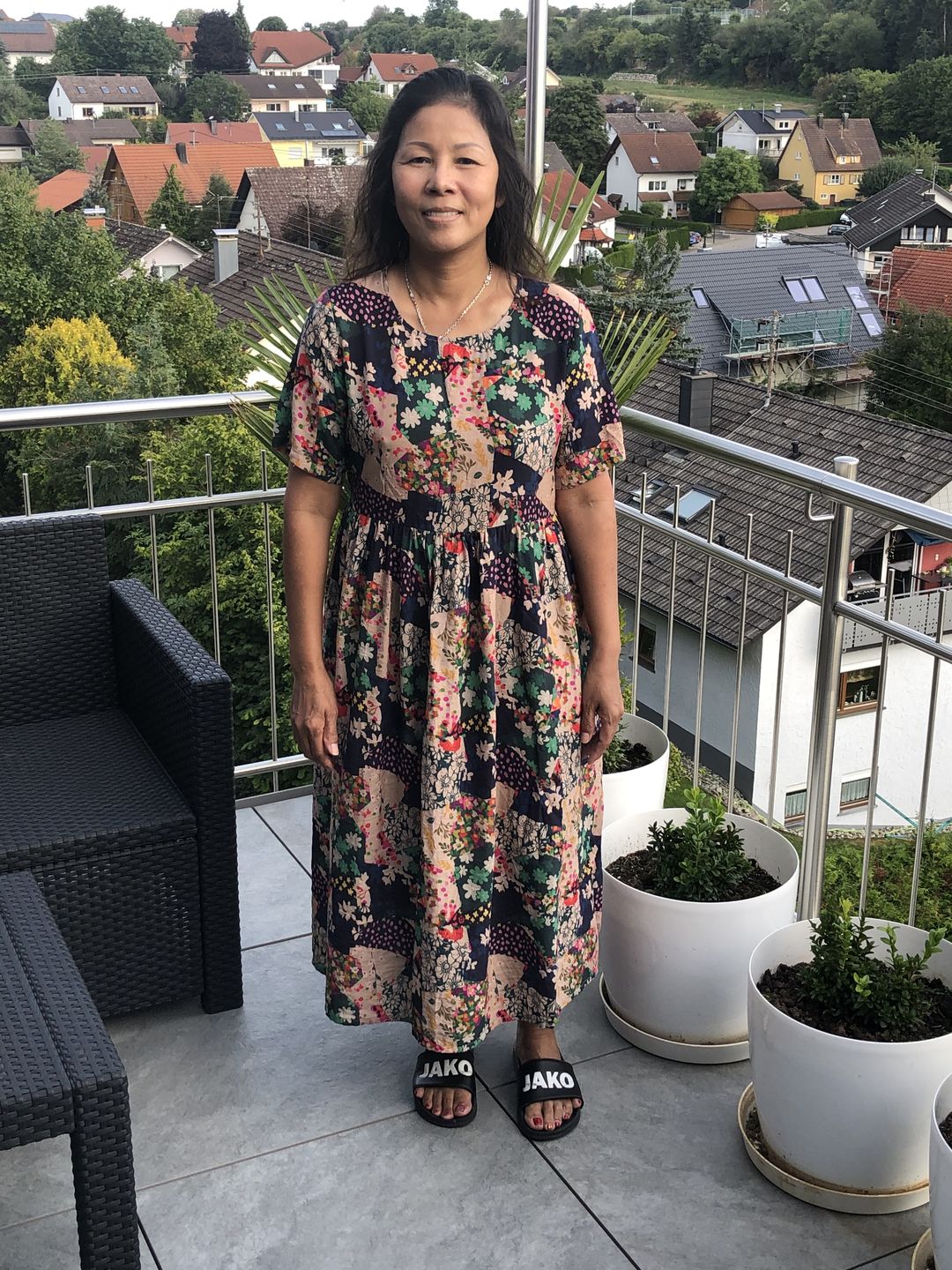 Customer photo review of Plus Size - Floral Prints Short Sleeve Summer Loose Dress