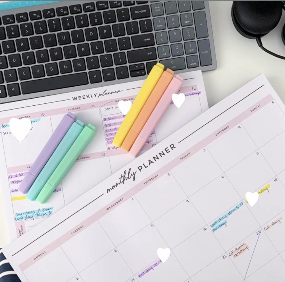 Customer photo review of NEW Signature Weekly Desktop Planner