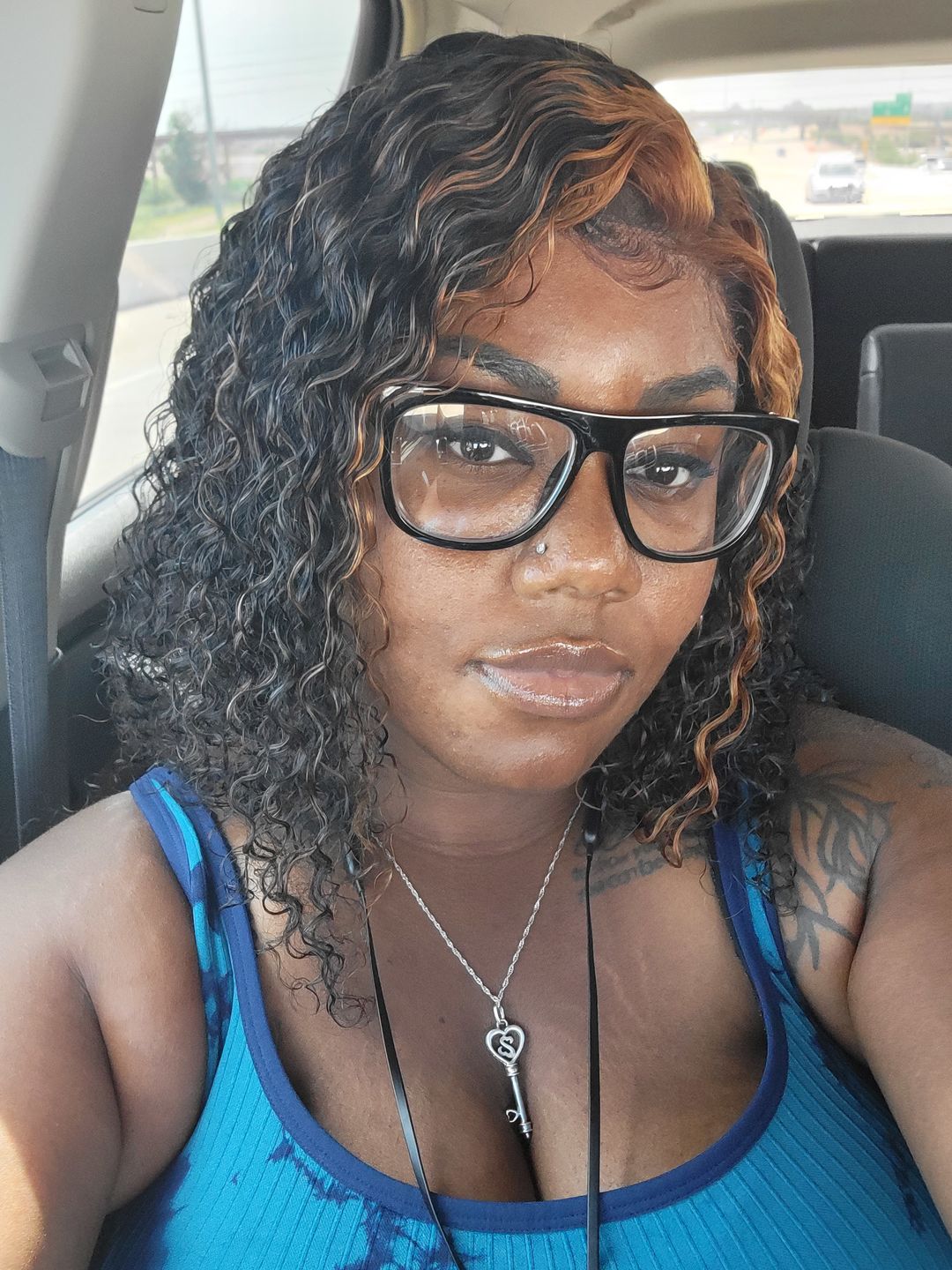 Customer photo review of Loose Curly Human Hair 13 x 6 Lace Front Wigs AFB67