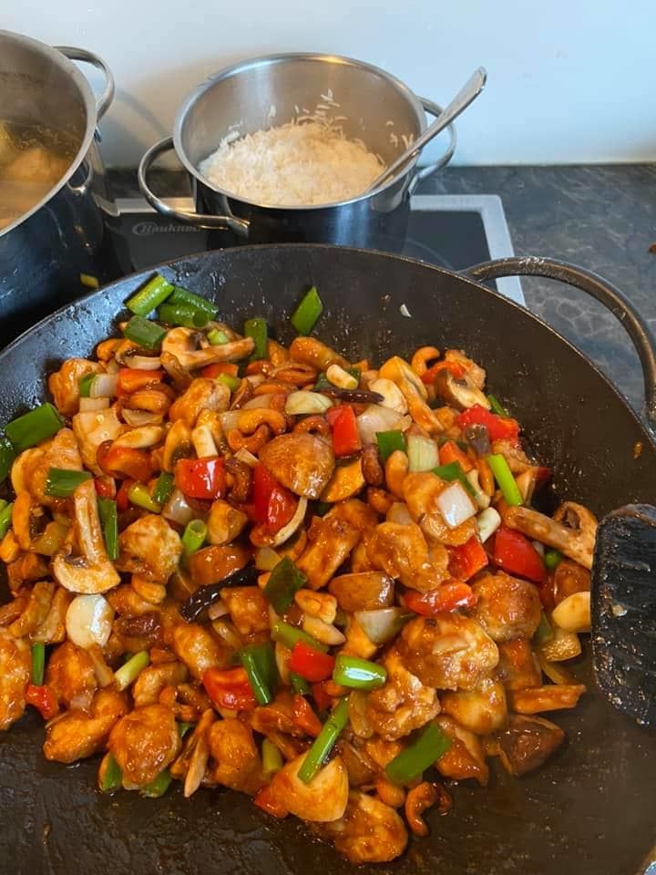 Customer photo review of Premium Thai Sauce mit 10 Rezeptkarten (für 13-15 Portionen)