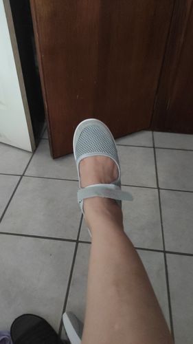 Customer photo review of Chaussures Orthopédiques Antidérapant Ajustable pour Femme