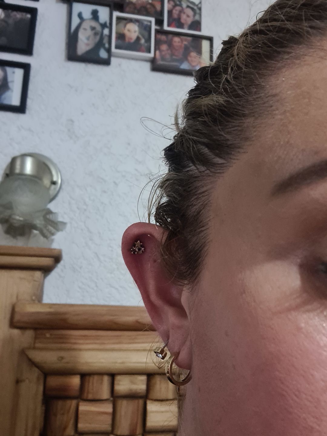 Customer photo review of Piercing Estrellas Rosca Plana