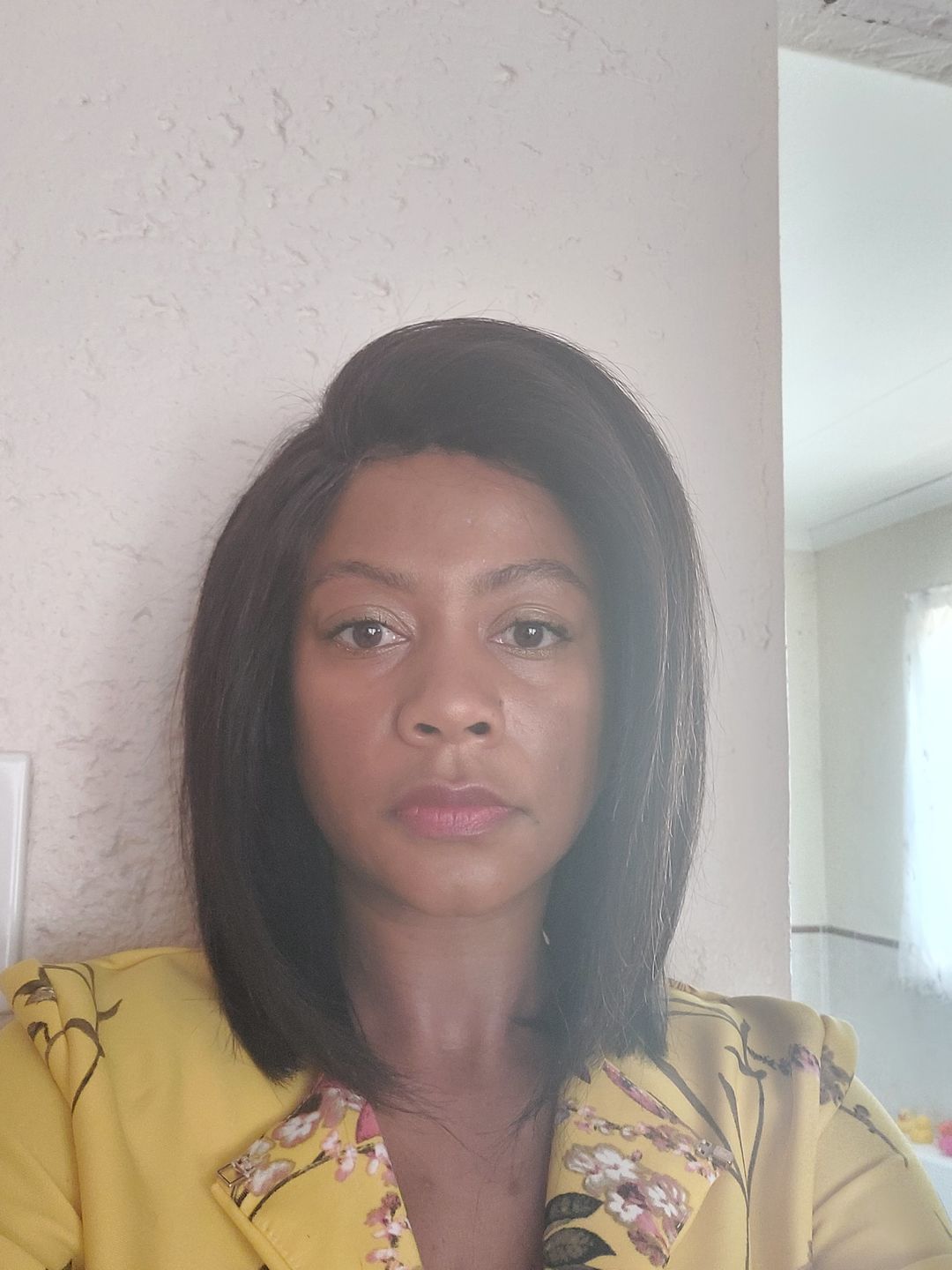 Customer photo review of Brazilian Lace Front Wig - Tara J