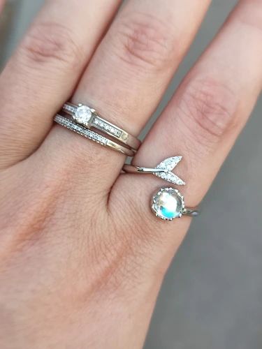 Customer photo review of Whale Tail Crystal Ring
