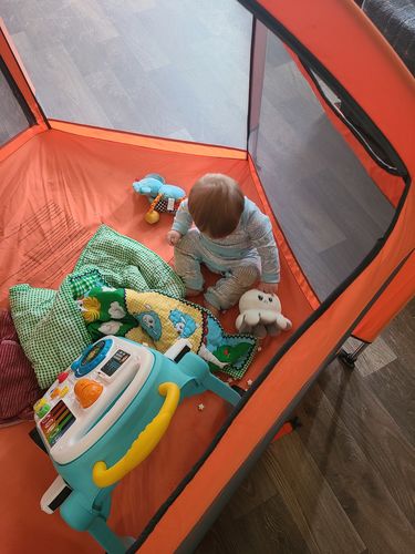Customer photo review of Pop N' Go® Playpen