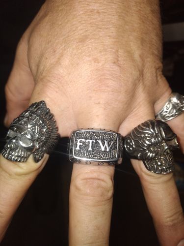 Customer photo review of F THE WORLD RING