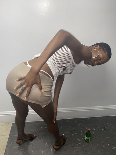 Rose F. review of The SWV Mini Mini Skirt In Taupe image 1 out of 1