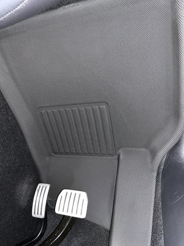 Customer photo review of All-Weather 3D Floor Mats for Tesla Model Y 2020-21