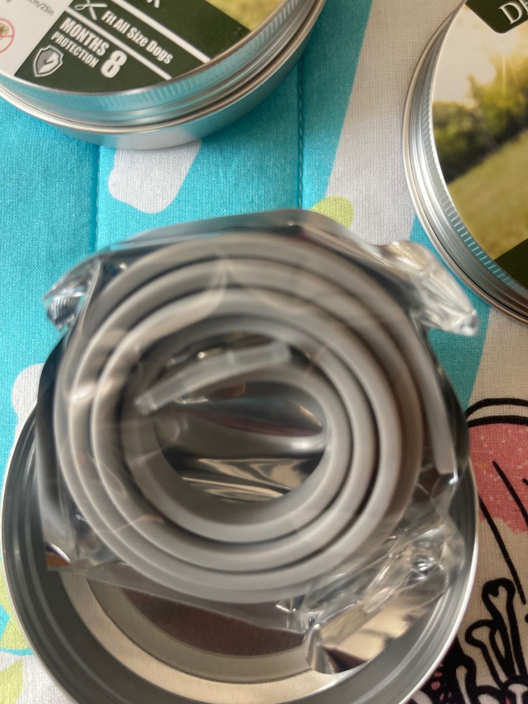 Customer photo review of Copy of Anti Bugs Pets Collar Waterproof 8 Month Protection