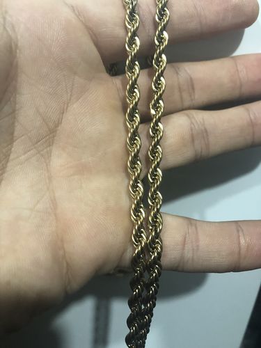 Customer photo review of 18k Gold Rope Chain