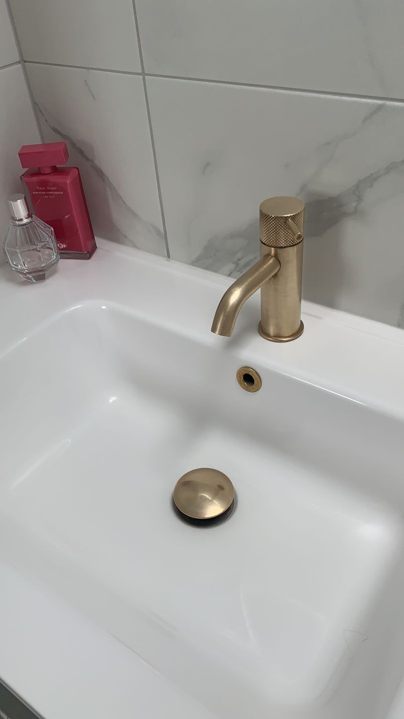 Customer photo review of Shower Cleaning & Protection Kit