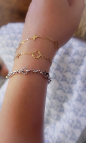 Customer photo review of FANCY CLOVER BRACELET 069
